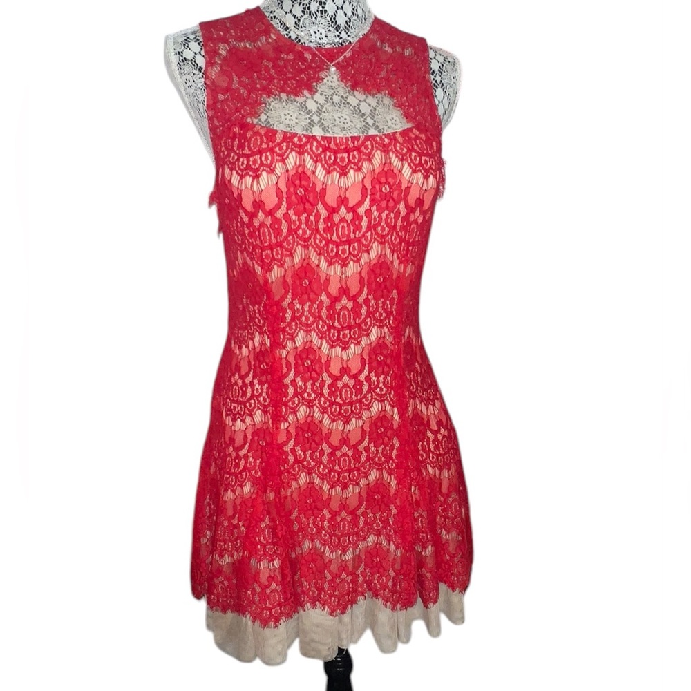 Betsy Adam’s Mini Red Lace Dress Women’s Size 8 Fancy Date Night Mesh Tule